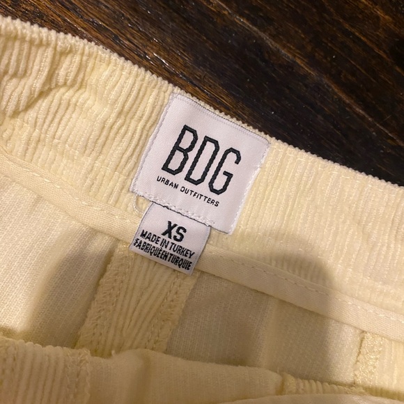 ✨NWT✨ Urban Outfitters Corduroy Mini Skirt - Picture 2 of 6